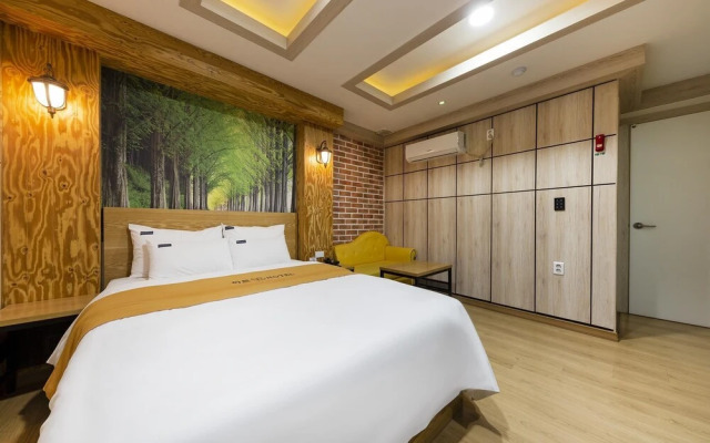 Heart Hotel