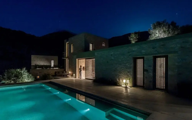 Monolithoi Villas