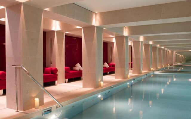 La Reserve Paris Hotel and Spa