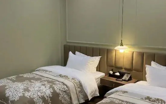 COMFORT  FREE  Hotel (Linyi Qiyang International Airport Branch)