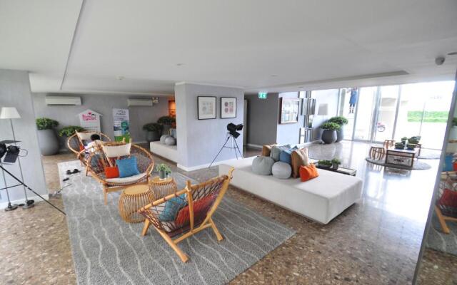 Imm Aim Condo VIP
