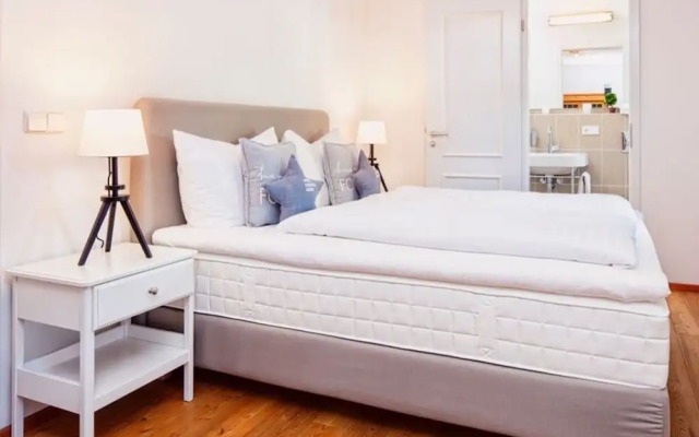 2 on the Estate - Mosch