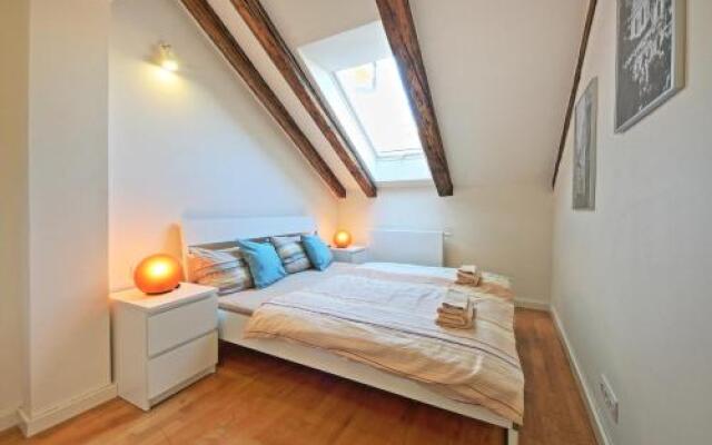 Apartments Hollareum
