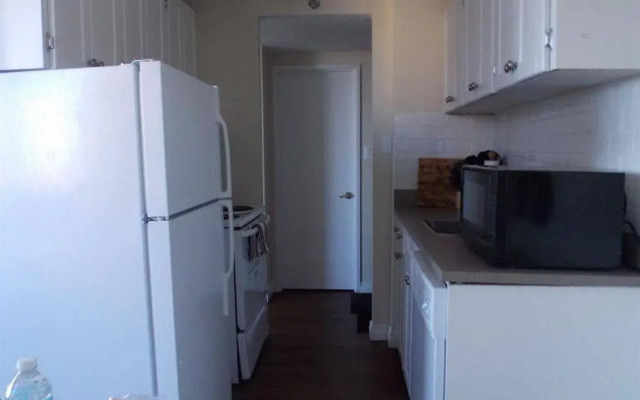 5 Calgary Downtown (2Bdr Suite