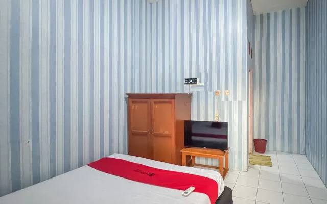 RedDoorz @ Kuning GH Jatinangor