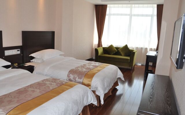 GreenTree Qinhuang Island Railway Station Business Hotel