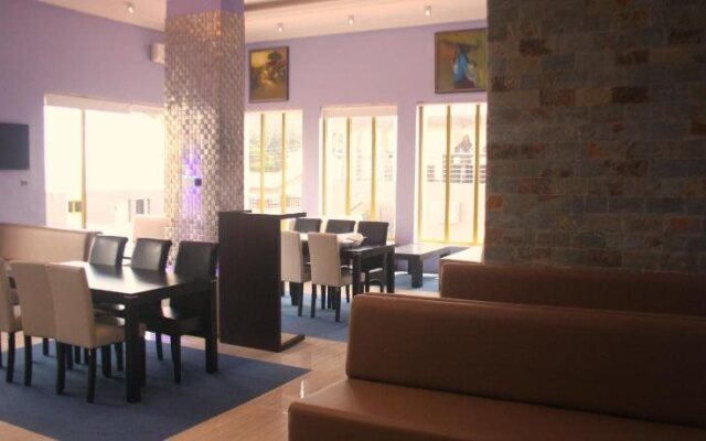 Mardezok Hotel