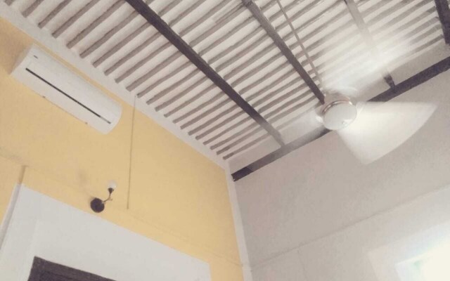 Hostal La 59