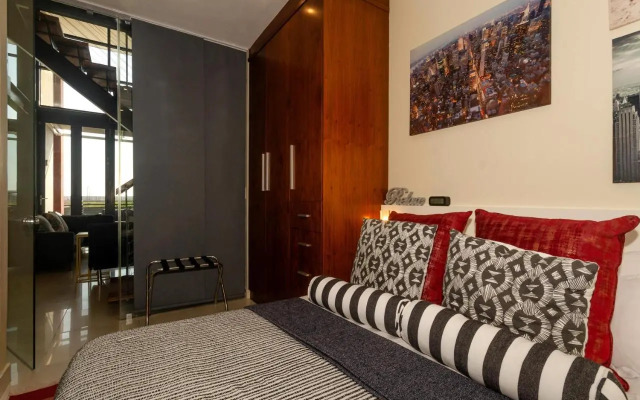 Quayside Waterfront Apartment