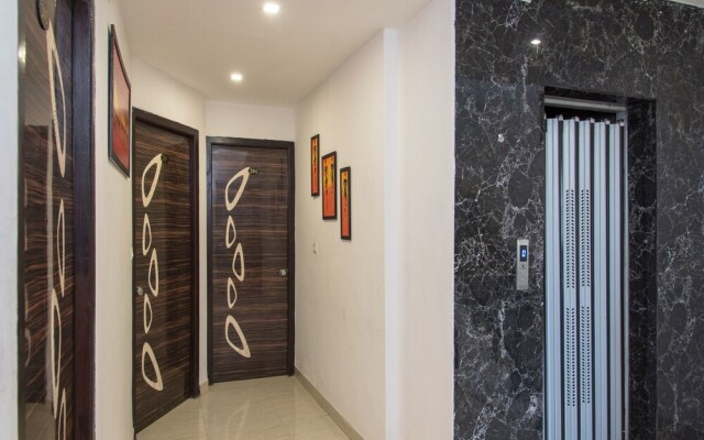OYO 12915 Hotel Paheli Palace