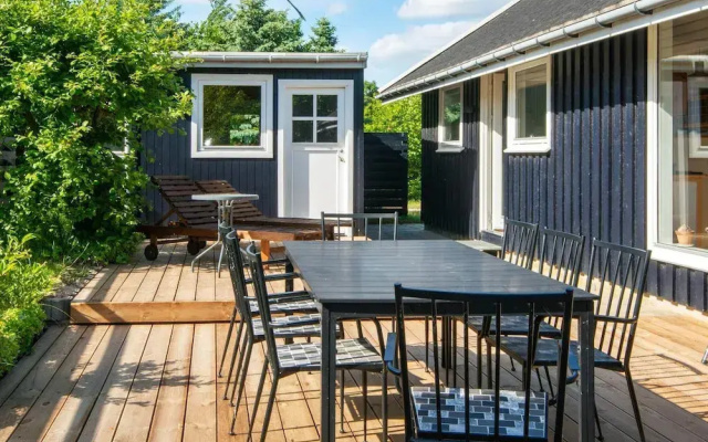 8 Person Holiday Home in Ebeltoft-by Traum
