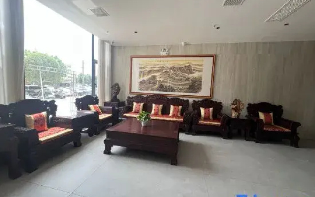 Xinboyuan Hostel