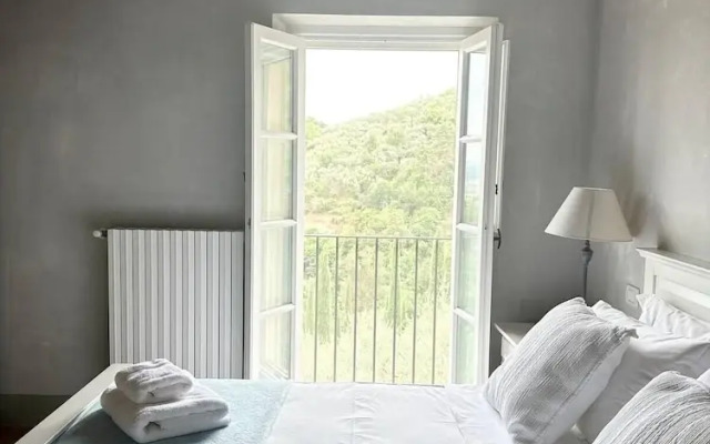 Luxury 6-bed Tuscan Villa Near Lucca and Florence