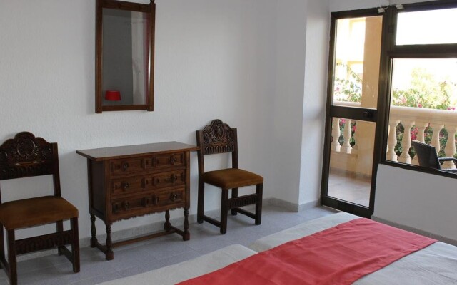 Apartamentos Isla del Sol Aparthotel