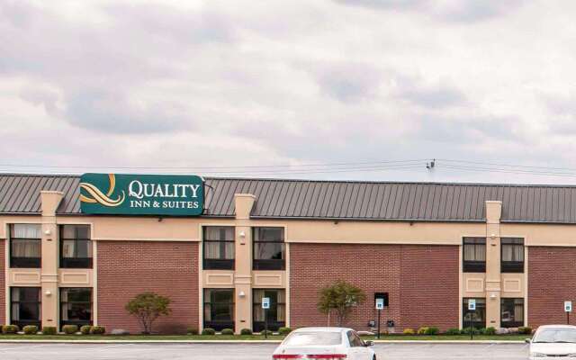 Quality Inn & Suites Greenfield I-70