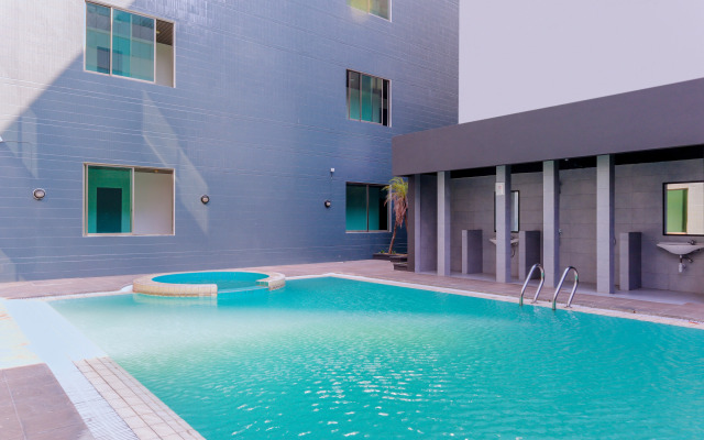 Super OYO Townhouse 2 Hotel Gunung Sahari