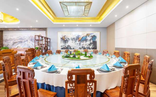 Ramada Linyi North