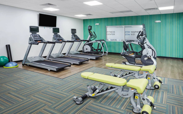 Holiday Inn Express & Suites Chicago North Shore - Niles by IHG