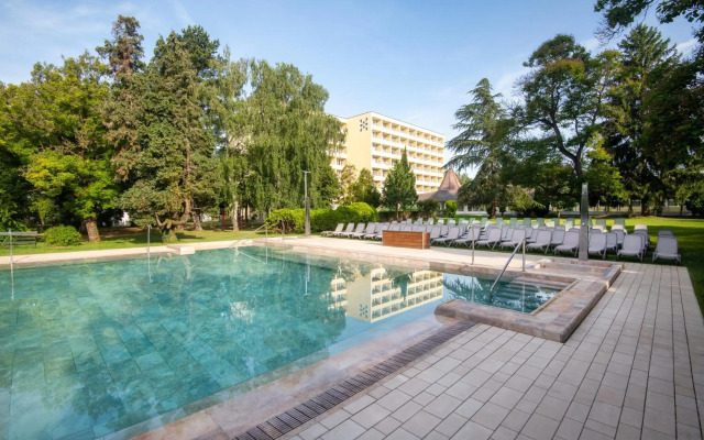 Hunguest Hotel Helios