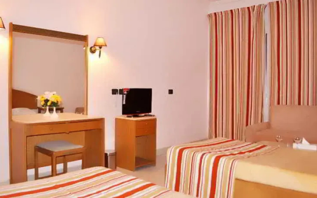 Karma Hotel