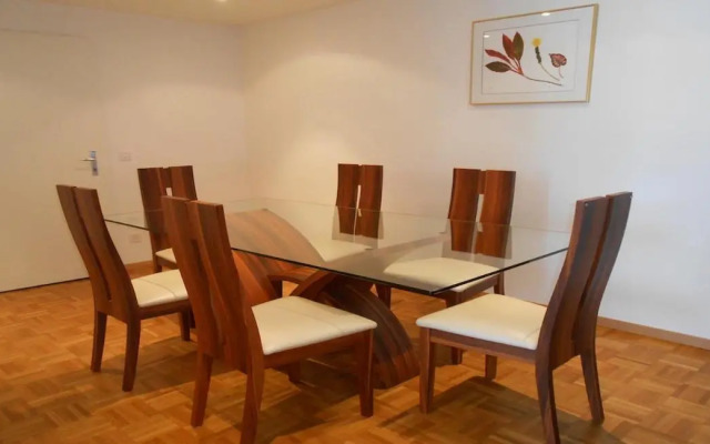 Athénée Residence by Homenhancement