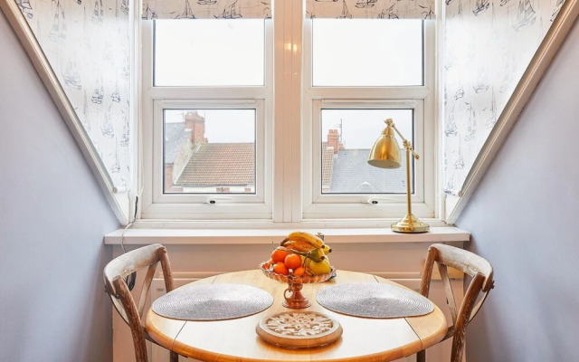 Host Stay North Parade Apartment