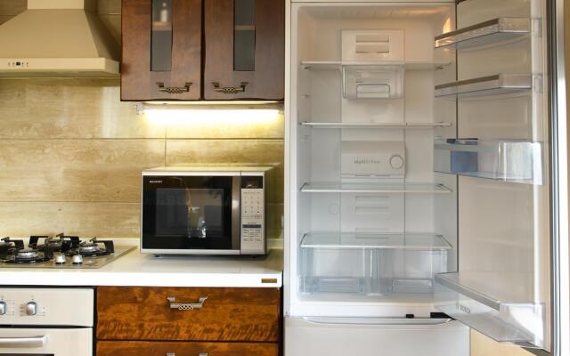 Апартаменты на улице Клубничная 142