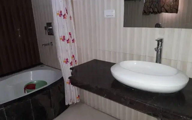 Fabhotel Raj Residency Ii