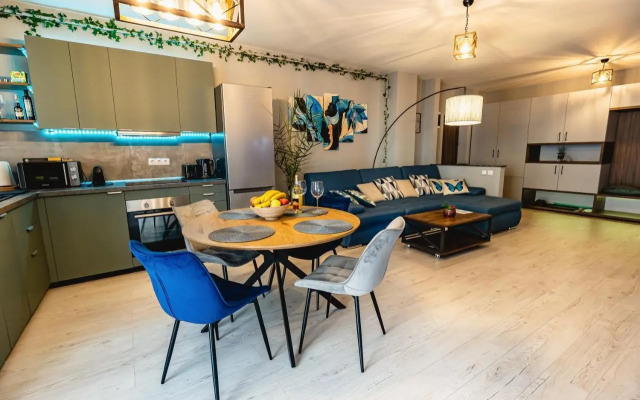 Alice apartment