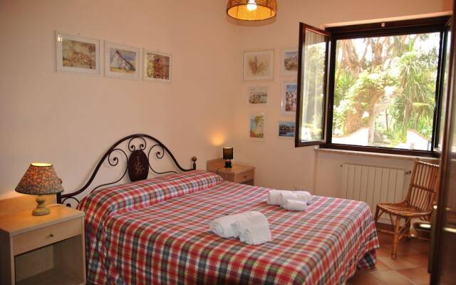 "villa Vallereale Beautiful Garden and Private Pool 9 km From Sperlonga"