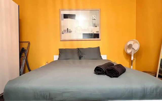 Beachfront & Sea View Sleeps 6