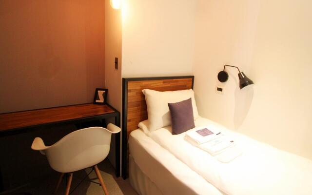 Daan Park Hotel - Hostel