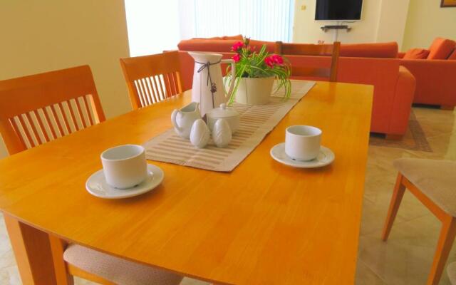 Apartments in Villa Saint George