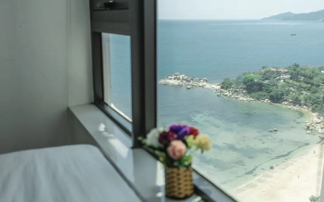 Beach Front Oceanous Apartment