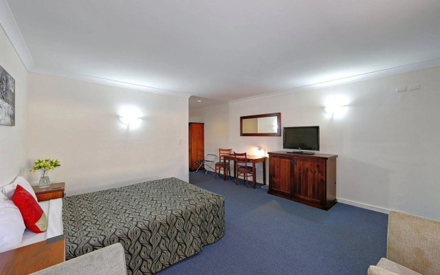 Sugar Country Motor Inn
