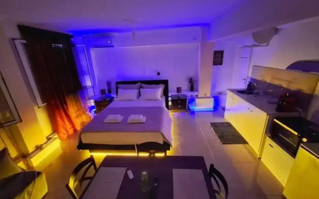 Acropolis Echoes Apartment