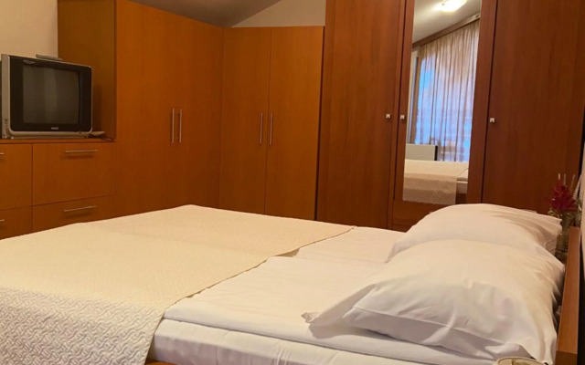 Апартамент 41/401В, хотел Св.Иван Рилски хотел, СПА и Апартаменти