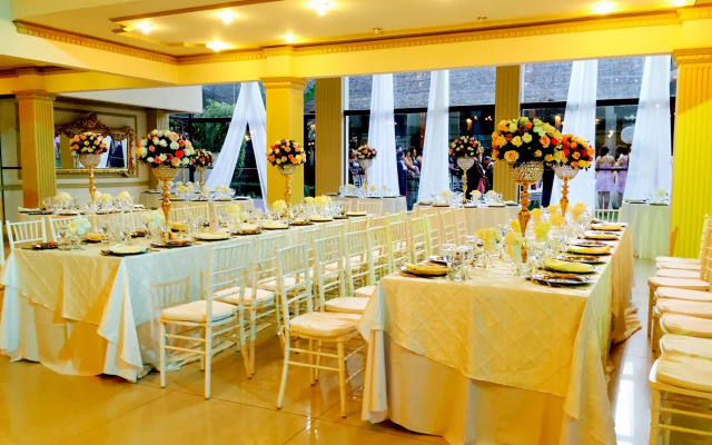 Hotel La Colonia