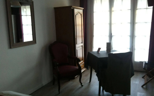 Logis Hôtel Les Nympheas