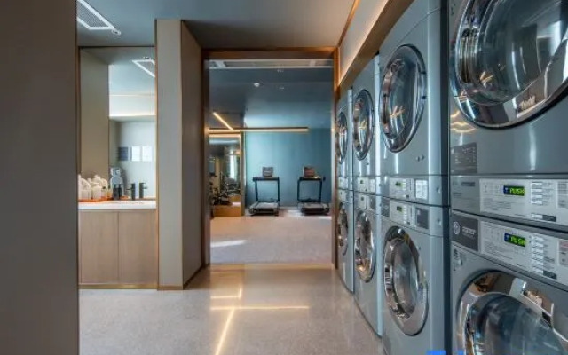 Shenzhen Pingshan Kengzi Subway Station Atour Hotel