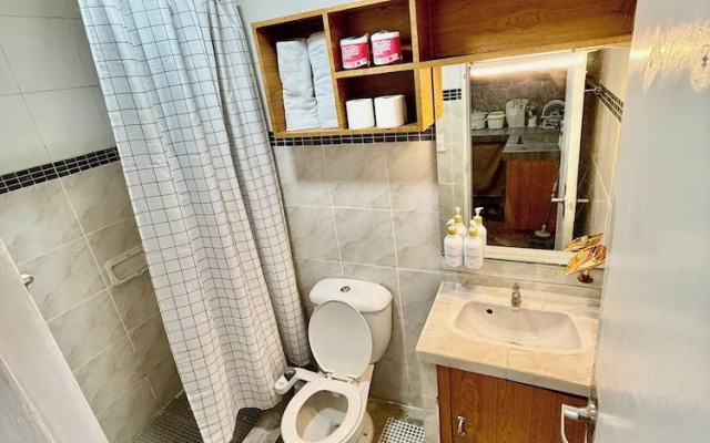 Axon Cozy Modern House #B Near The Walking Street
