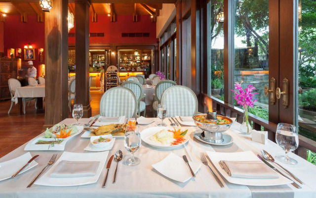 Raya Resort Beach front - The Most Green Resort in Cha-am