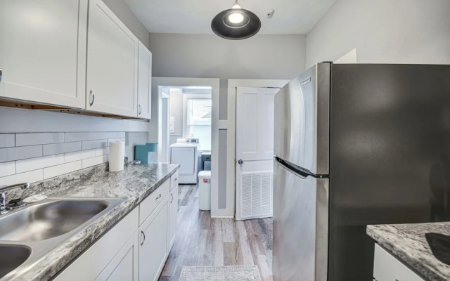 Charming Hampton Home Near Downtown & Beaches!