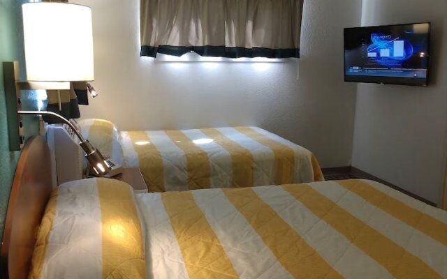 InTown Suites Extended Stay San Antonio Airport