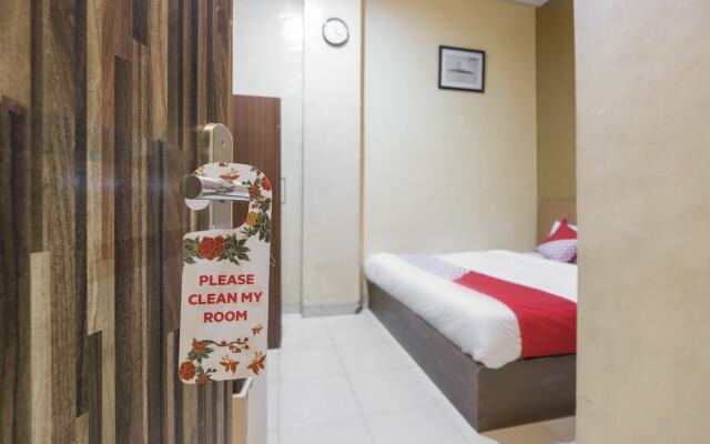 OYO 500 Nilam Residence