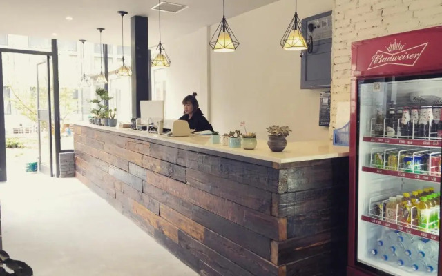 Luoyang Yijia International Youth Hostel