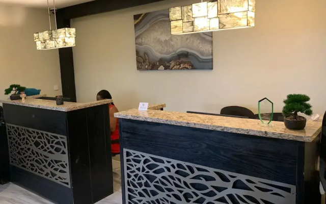 King's Hotel & Residences