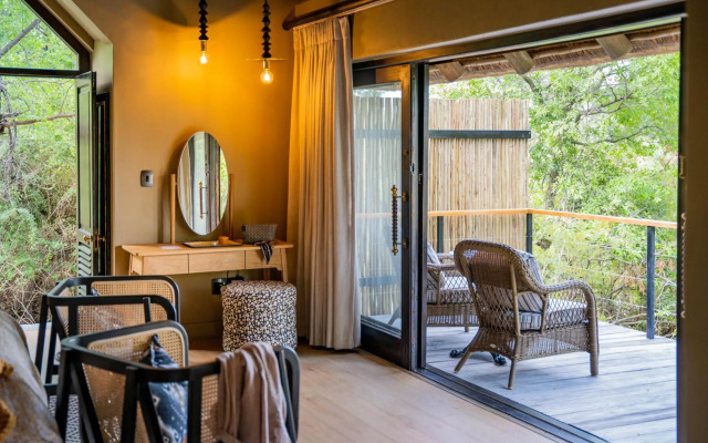 Thornybush Game Lodge