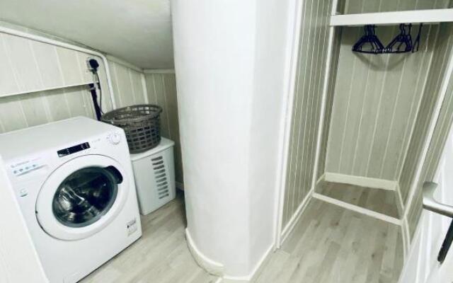 CAUVI - Antibes Centre, WIFI, Climatisation, 4 personnes