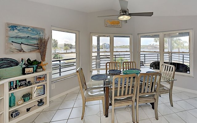 Beautiful River W/ Private Pool, Dock & Beach 3 Bedroom Home